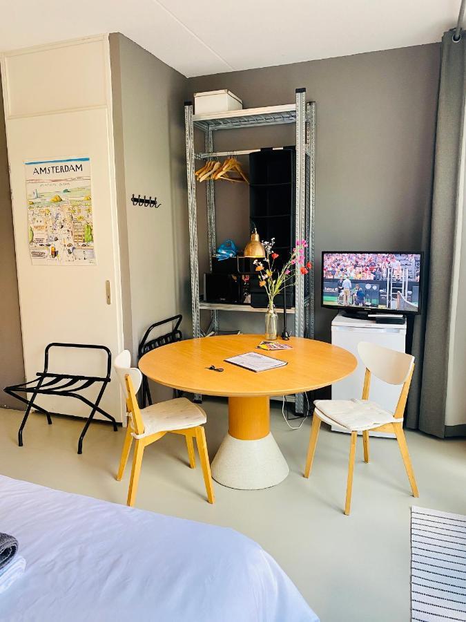 אמסטרדם Private Studio With Free Car Parking מראה חיצוני תמונה